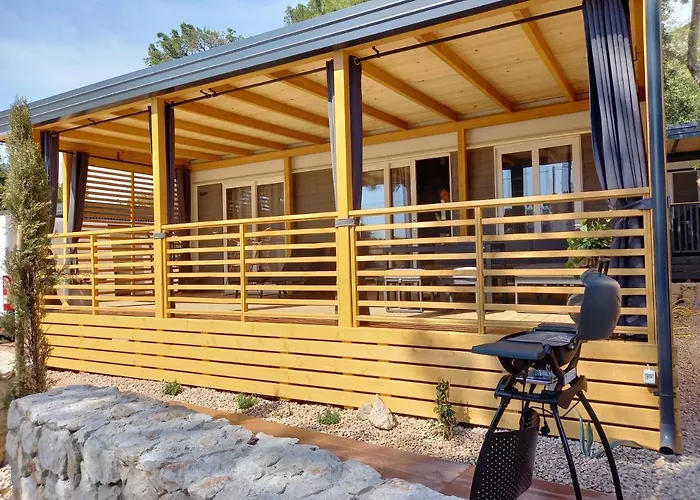 Mobile Agava אתר קמפינג ביוגראד נה מורו