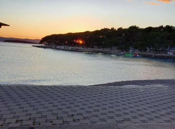 Mobile Agava * Biograd Na Moru